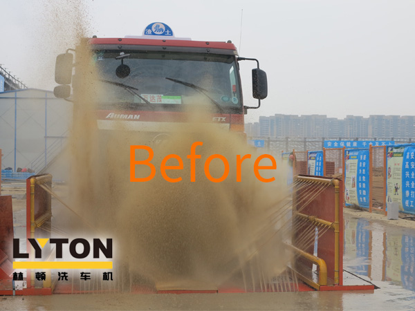 全自動(dòng)工程類清洗設(shè)備通過短時(shí)間內(nèi)快速的沖洗,做到十秒鐘的時(shí)間就可以快速的清洗一臺(tái)車輛，這樣現(xiàn)場(chǎng)的車輛在進(jìn)行沖洗的時(shí)候，都是不需要排隊(duì)的，即沖即走。