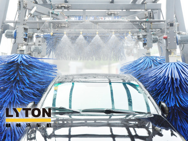 洗車還得“高科技”，林頓全自動洗車機專注洗車，5分鐘讓您的愛車煥亮一新