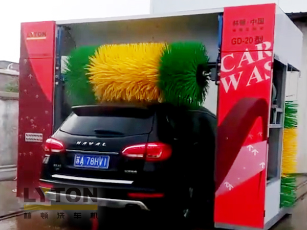 往復(fù)式結(jié)構(gòu)設(shè)計(jì)，場地適應(yīng)性強(qiáng)！林頓GD-20型龍門往復(fù)式全自動(dòng)洗車機(jī)作業(yè)視頻