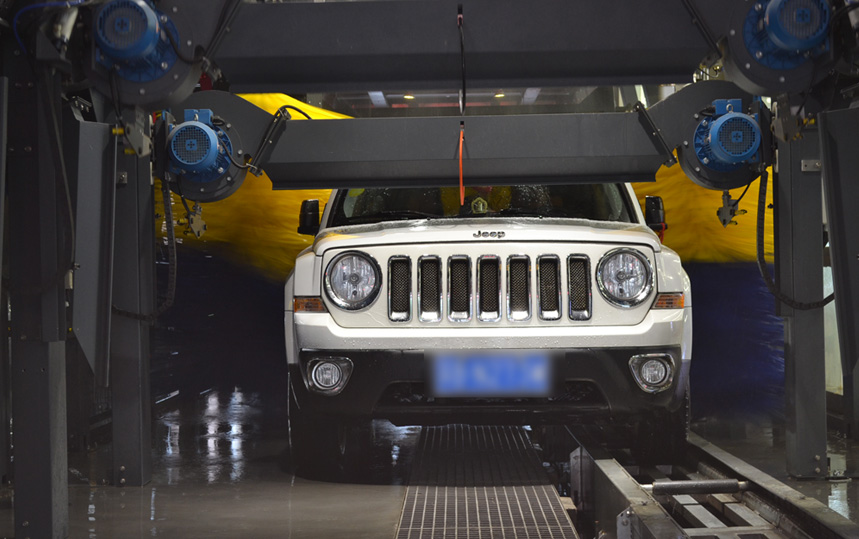 FX-11系列隧道連續(xù)式洗車(chē)機(jī)