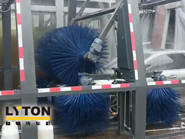 用戶對比，還得林頓FX11全自動洗車機！常州南門石化配置洗車設備記！“品質·交付”只為不負客戶所托！